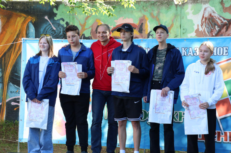 В Иванове завершилась летняя подростковая трудовая кампания.