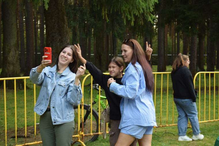 Около 3 тысяч ивановцев побывали на открытых кинопоказах фестиваля уличного кино.