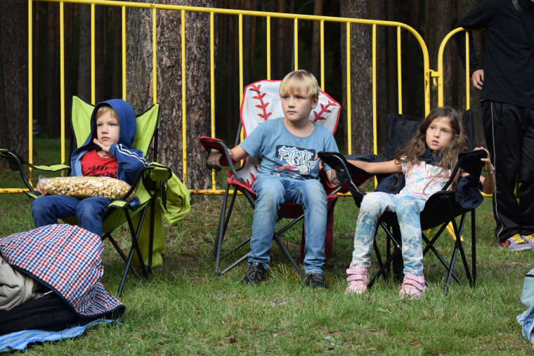 Около 3 тысяч ивановцев побывали на открытых кинопоказах фестиваля уличного кино.