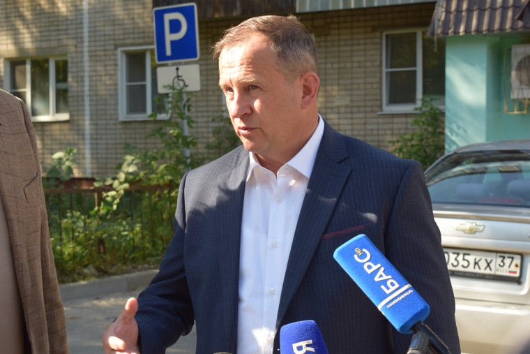 По поручению губернатора разработано системное решение проблемы содержания контейнерных площадок в Иванове.