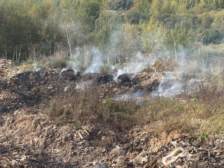 На   полигоне «Залесье» продолжается ликвидация очагов тления.