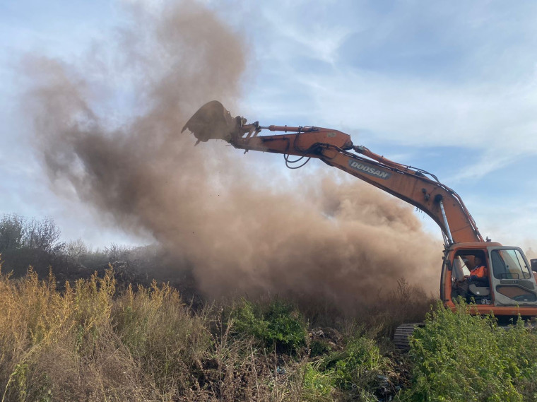 На   полигоне «Залесье» продолжается ликвидация очагов тления.