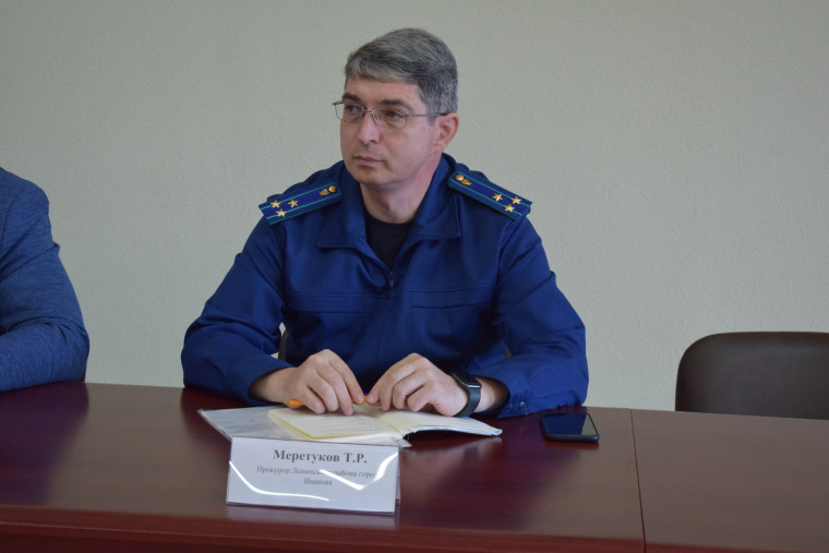 В мэрии прошло совещание с управляющими компаниями.