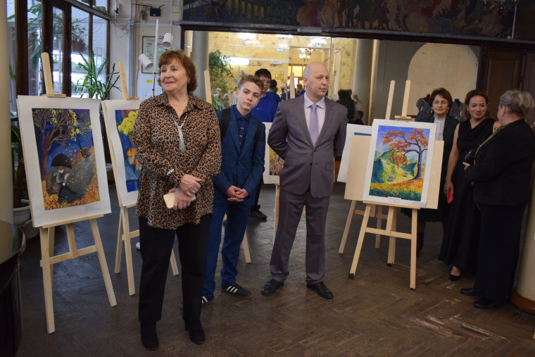 На первом эстет-салоне «Дворцовые встречи» состоялся баттл пианистов.