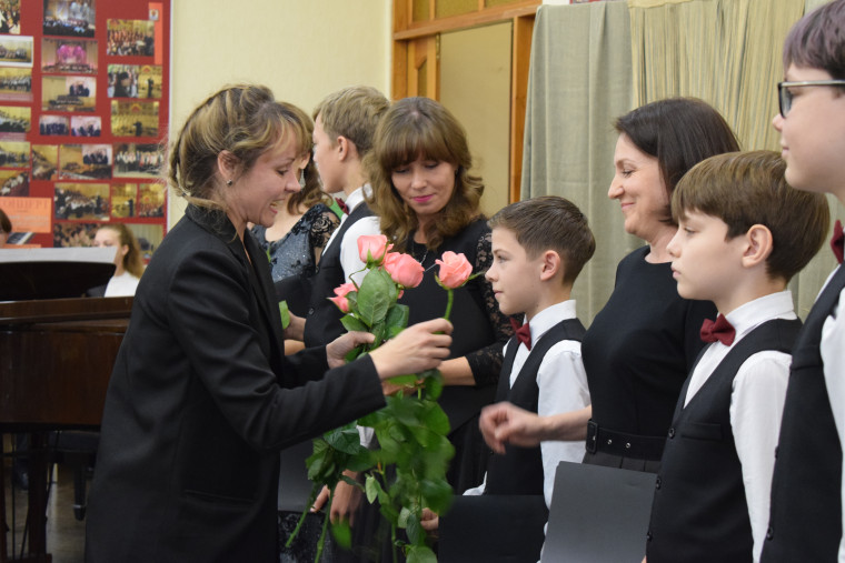 На первом эстет-салоне «Дворцовые встречи» состоялся баттл пианистов.