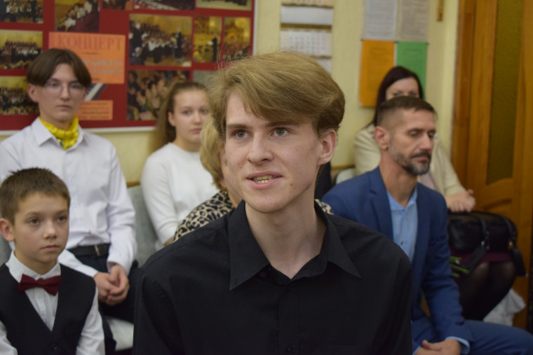 На первом эстет-салоне «Дворцовые встречи» состоялся баттл пианистов.