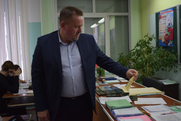 Здание школы №14 подключено к индивидуальной котельной.