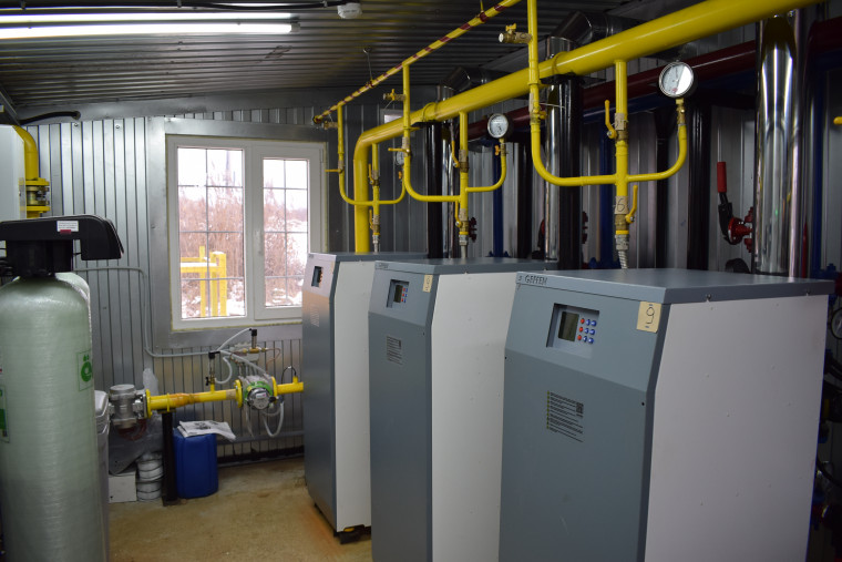 Здание школы №14 подключено к индивидуальной котельной.