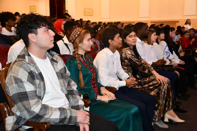 В областном центре отметили Международный день студентов.