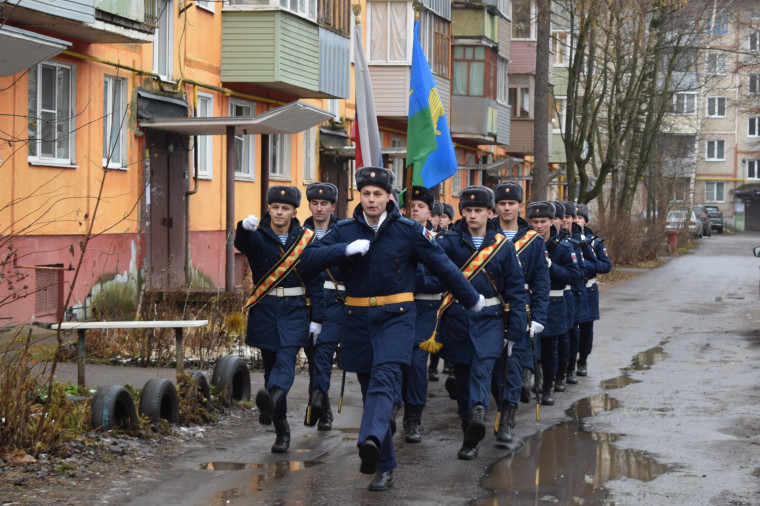 В областном центре на  улице Любимова установили мемориальную доску Максиму Шендрику.