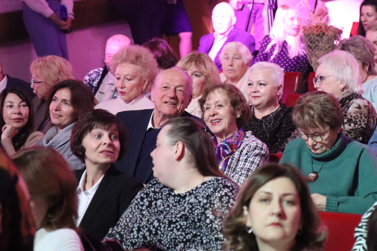 Центр культуры и отдыха города Иванова отметил 50-летие.