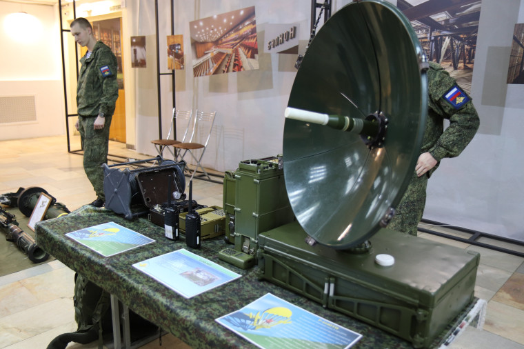 Александр Шаботинский поздравил ивановцев с Днем Героев Отечества.