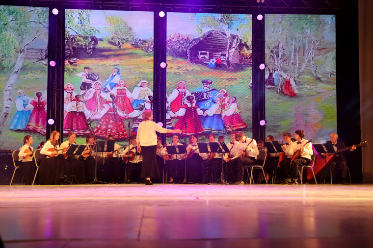 Александр Шаботинский поздравил ивановцев с Днем Героев Отечества.