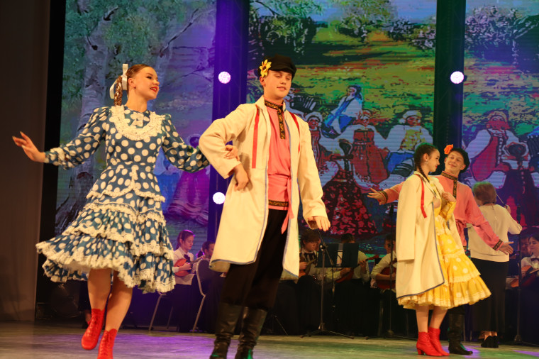 Александр Шаботинский поздравил ивановцев с Днем Героев Отечества.