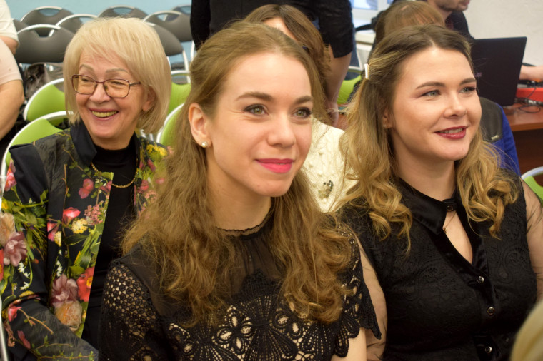 В Иванове вручили муниципальные премии детям и педагогам за достижения в области культуры.