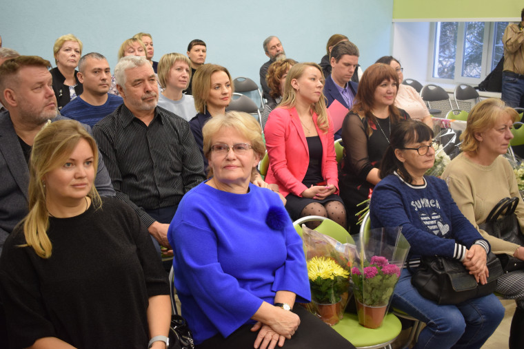 В Иванове вручили муниципальные премии детям и педагогам за достижения в области культуры.