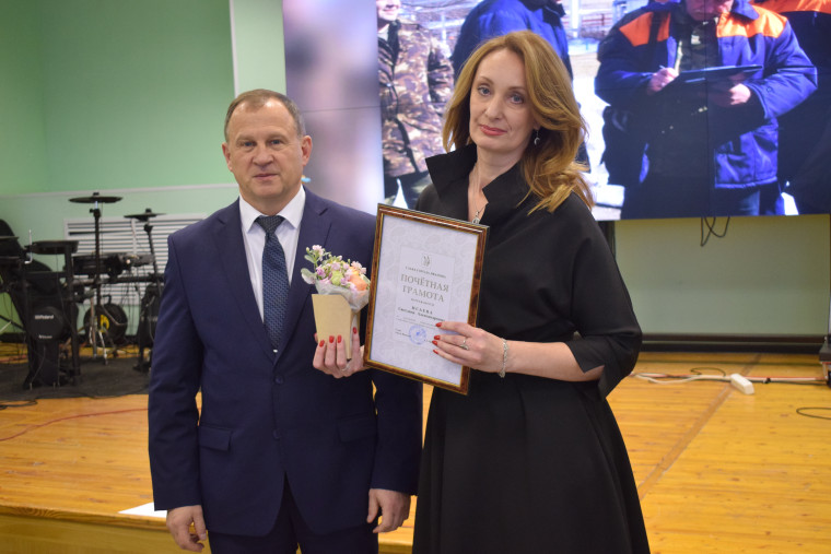 Александр Шаботинский поздравил с 50-летием ТЭЦ-3 коллектив предприятия.