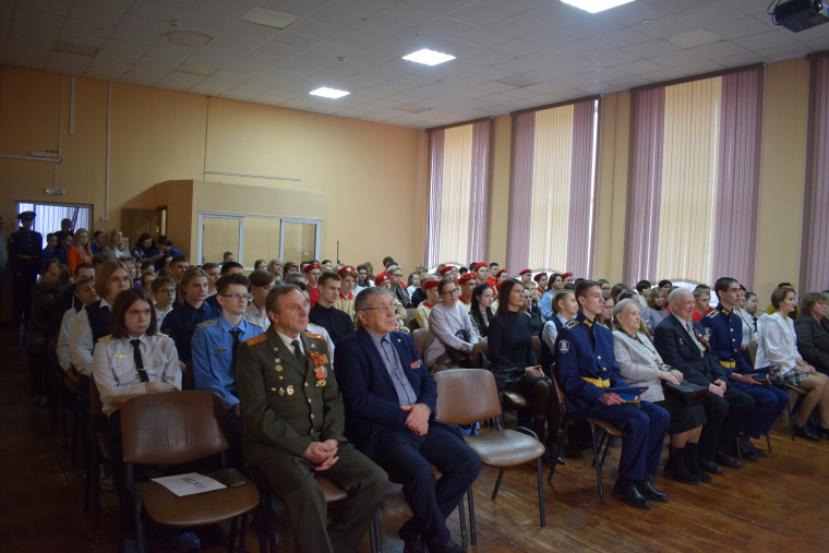 В Иванове наградили победителей городского конкурса творческих работ «Дорога жизни».