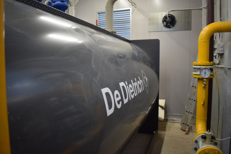 Александр Шаботинский проверил работу обновленной котельной в районе улицы Минской.