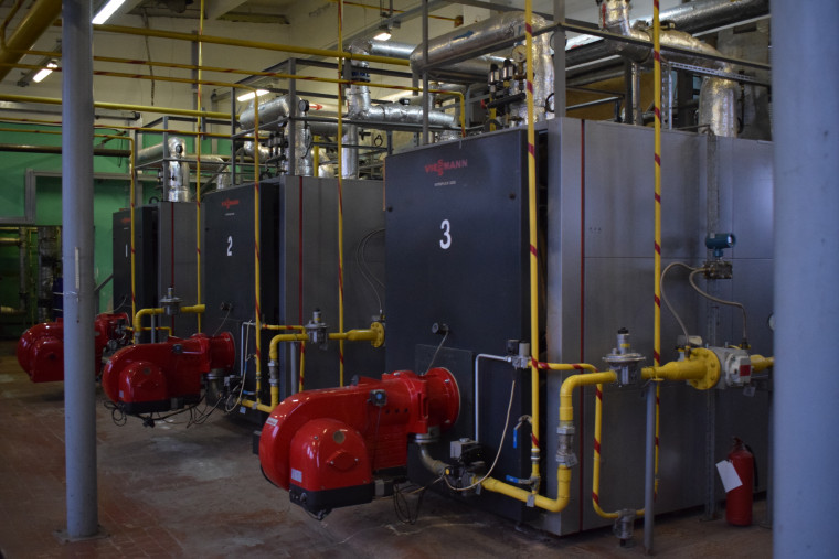 Александр Шаботинский проверил работу обновленной котельной в районе улицы Минской.