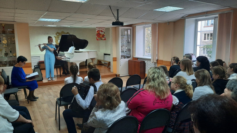 Директор музыкальной школы № 5 отмечена благодарностью Ивановской областной Думы.