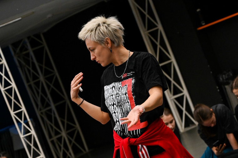 Арт-резиденция «Авангард» открыла двери для юных танцоров.