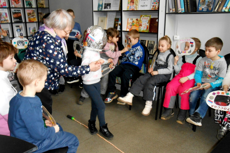 Воспитанники детского сада № 102 побывали на космическом занятии.