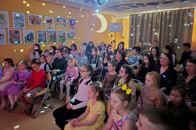 В модельной библиотеке города Иванова отметили Всемирный день детской книги.