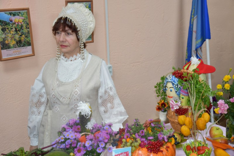 В Центре активного долголетия прошла выставка работ ветеранов «Золотая осень».