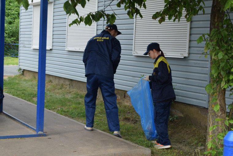 В Иванове подростковые трудовые отряды благоустраивают территории ТОСов.