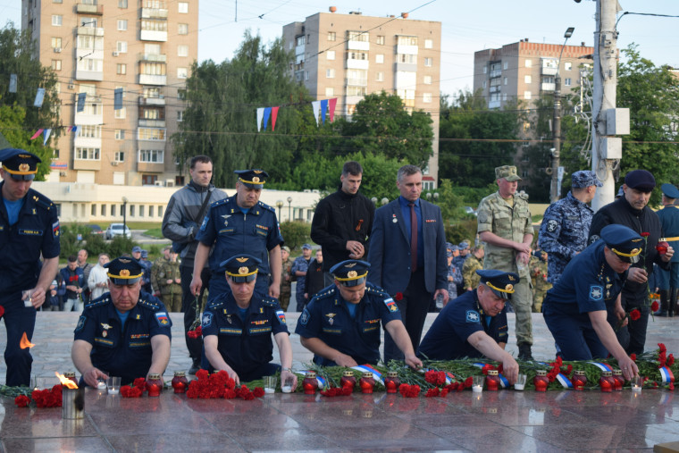 В день памяти и скорби в Иванове прошла акция «Памяти павших…».