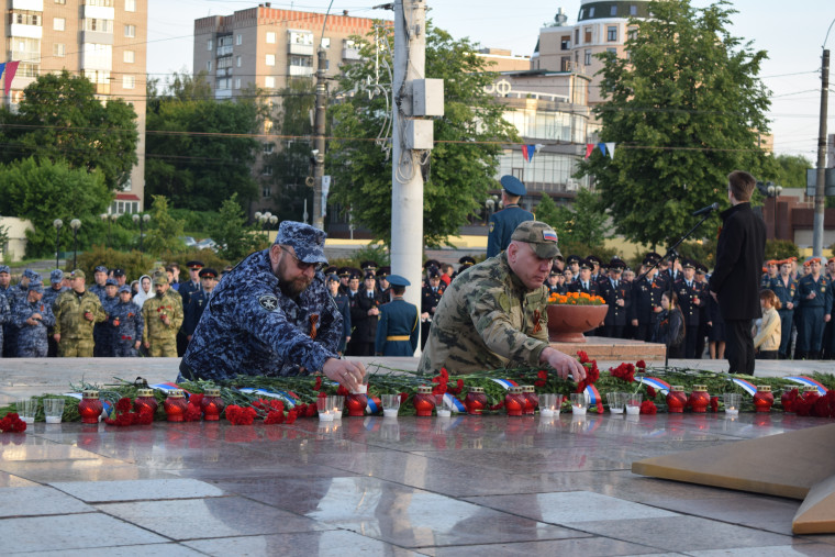 В день памяти и скорби в Иванове прошла акция «Памяти павших…».