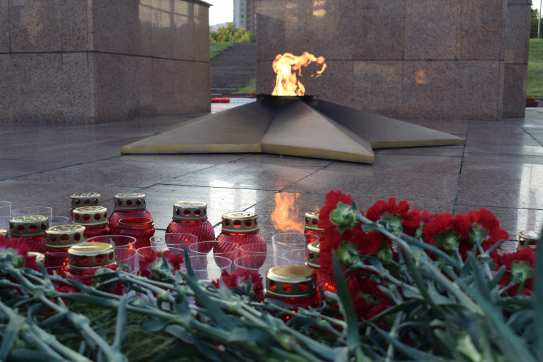 В день памяти и скорби в Иванове прошла акция «Памяти павших…».