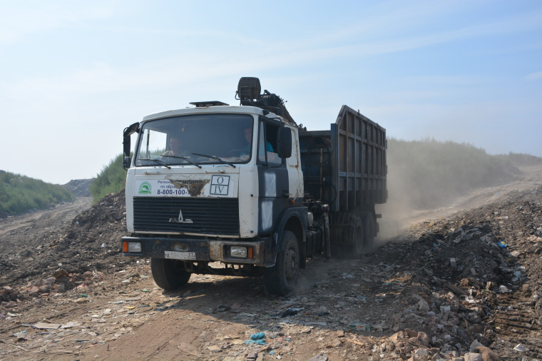 Продолжается  ликвидация очагов тления на полигоне ТБО «Залесье».