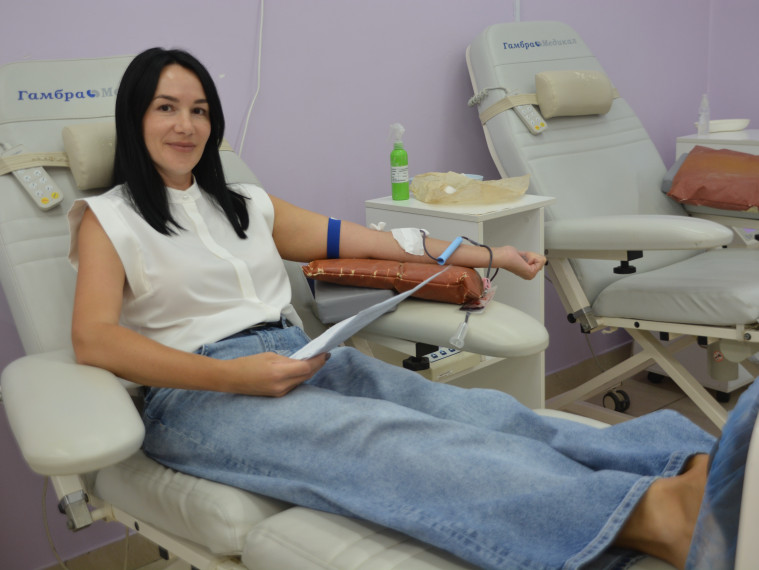 13,5 литров крови сдали  участники акции «Капля крови – ради жизни».