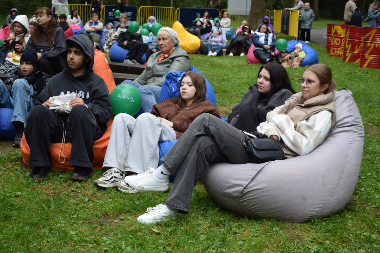 Около 2 тысяч ивановцев побывали на открытых кинопоказах фестиваля уличного кино.