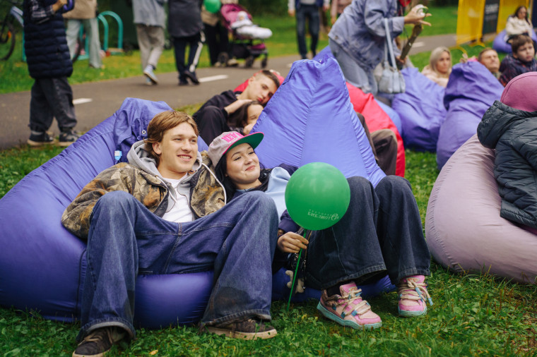 Около 2 тысяч ивановцев побывали на открытых кинопоказах фестиваля уличного кино.