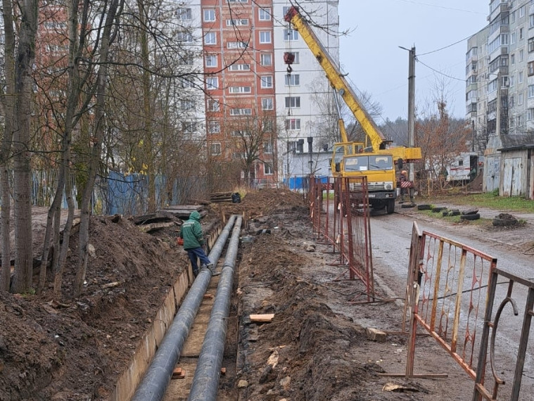 «Ивгортеплоэнерго» завершает ремонт теплосетей в Суховке.