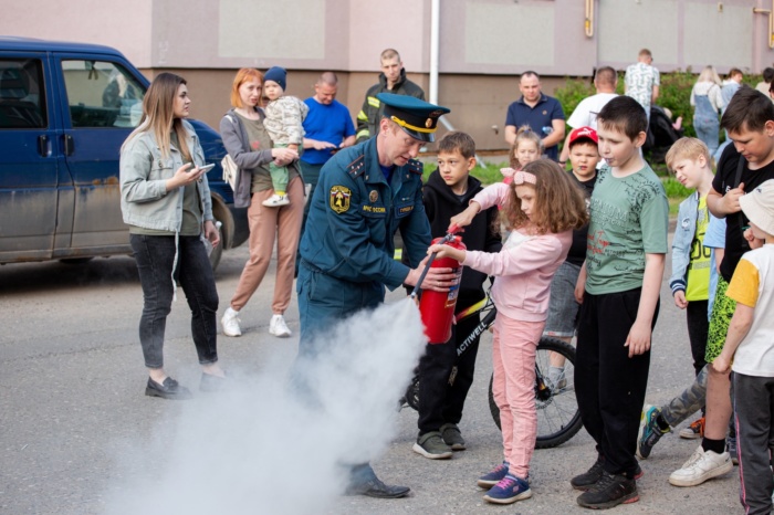 В микрорайоне Новая Ильинка прошел праздник для детей.