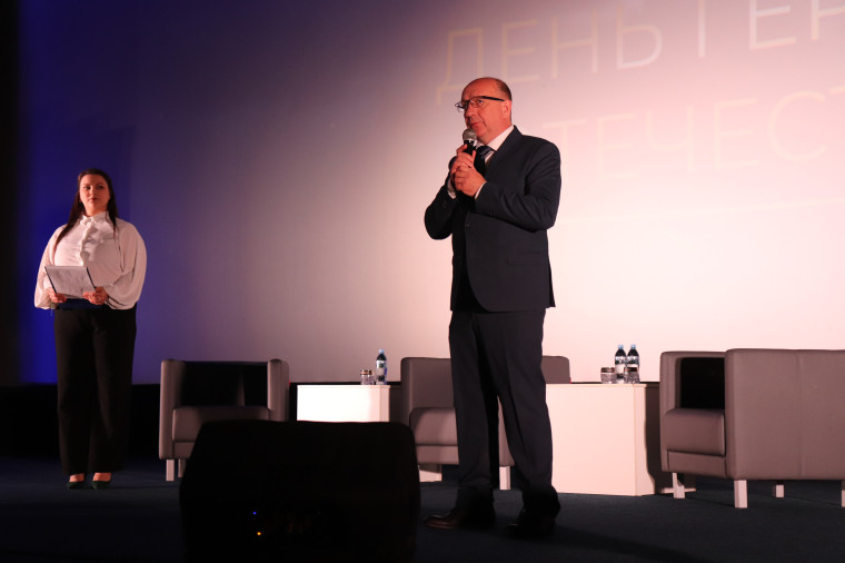 Ивановская молодежь встретилась с Героями Отечества.