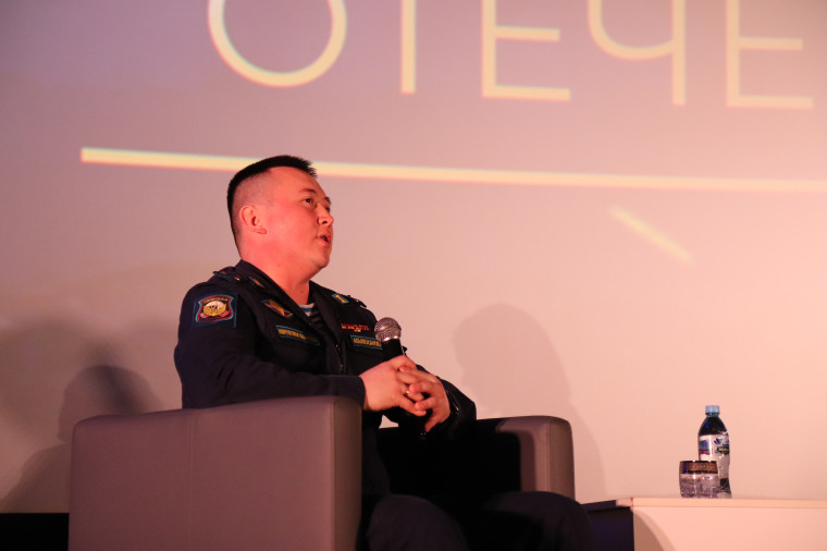 Ивановская молодежь встретилась с Героями Отечества.