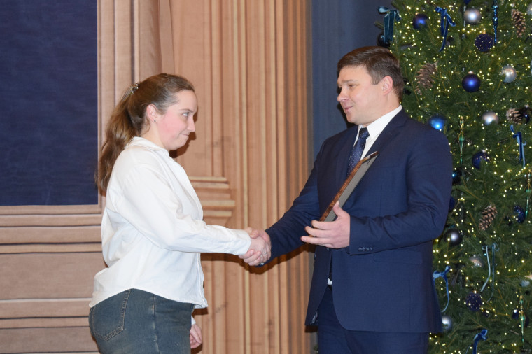 В Иванове студентам вручили награды за успехи в учёбе и общественной жизни.