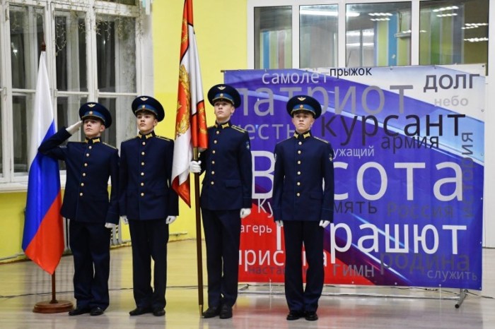 Курсанты школы авиаторов «Высота» приняли присягу.