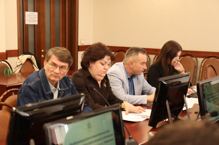 В мэрии состоялось плановое заседание муниципальной антинаркотической комиссии.