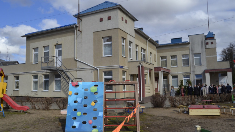 Глава города Иванова Максим Комиссаров посетил социальные учреждения.