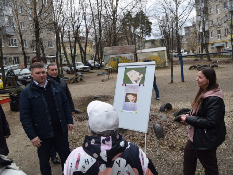 На улице 3-я Лагерная продолжится благоустройство двора.