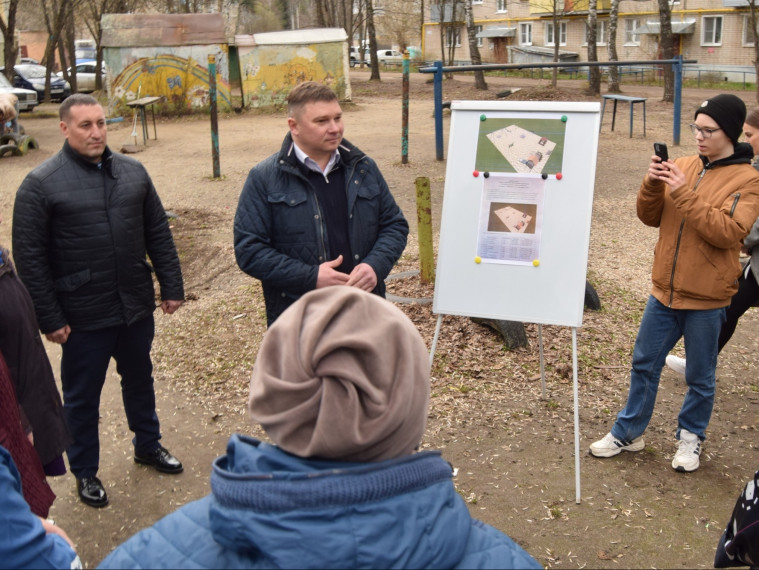 На улице 3-я Лагерная продолжится благоустройство двора.