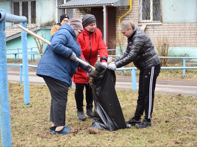 На улице 3-я Лагерная продолжится благоустройство двора.