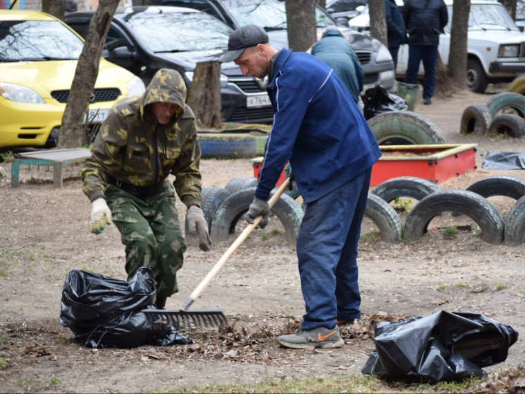 На улице 3-я Лагерная продолжится благоустройство двора.