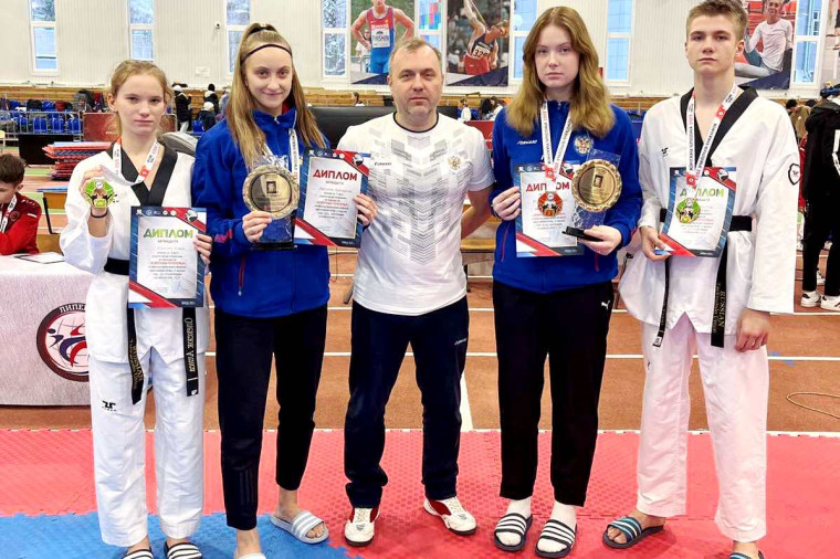 Ивановские тхэквондисты завоевали 18 медалей на Всероссийских соревнованиях «Жемчужина Черноземья».